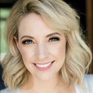 Meet your Posher, Rayna